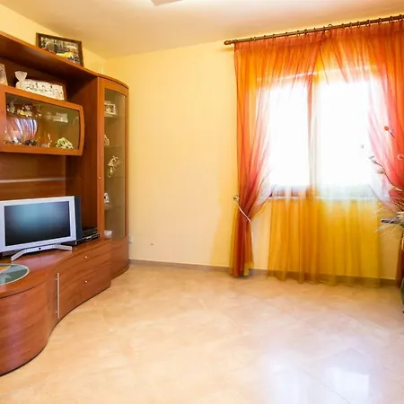 알바트로스 펜션 *